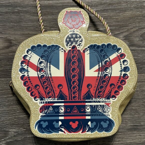 Disney Epcot United Kingdom Royalty Crown Crossbody Bag Limited Edition 2020 - Picture 8 of 8